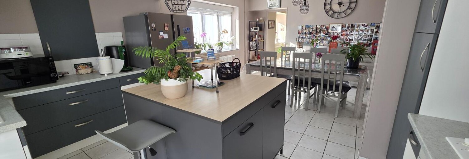 Maison 6 Pièces 175 m² à vendre à Navenne (70000)