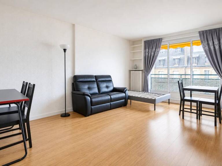 Paris 16e - T1 bis avec balcon, vue dégagée, cave, parking 34 m² — photo 1