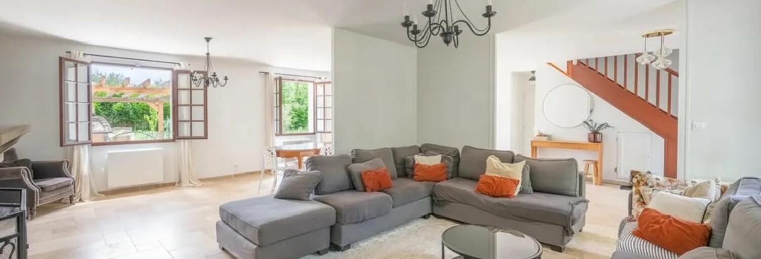 Maison 6 Pièces 170 m² à vendre à Le Mesnil-Saint-Denis (78320)