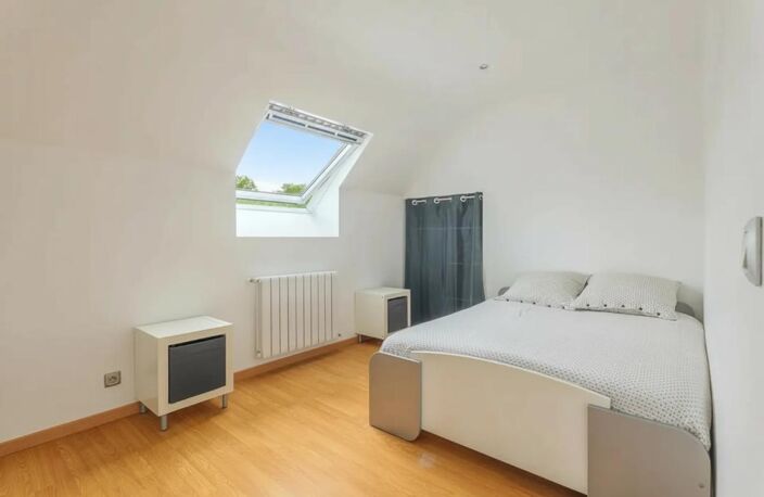 Maison de 9 pièces de 236 m² à Ozoir-la-Ferrière — photo 5