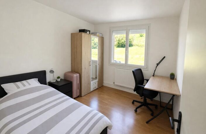 Appartement rénové 4P 79m² loué à Darnétal — photo 4