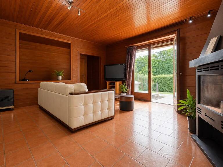 Maison 4 pièces de 121 m² à Meilhac — photo 1