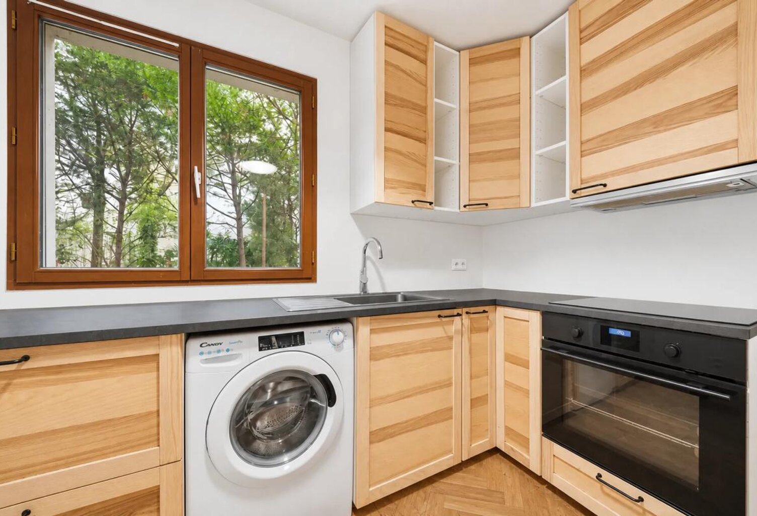 Appartement 3 pièces de 61 m² situé à Paris — photo 1