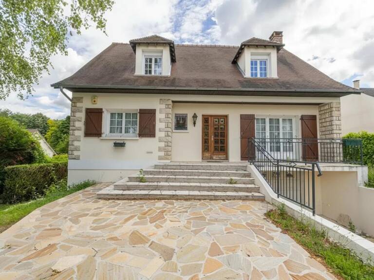 Maison Familiale de 6 pièces 140 m² et jardin de 1000 m2 ! — photo 1
