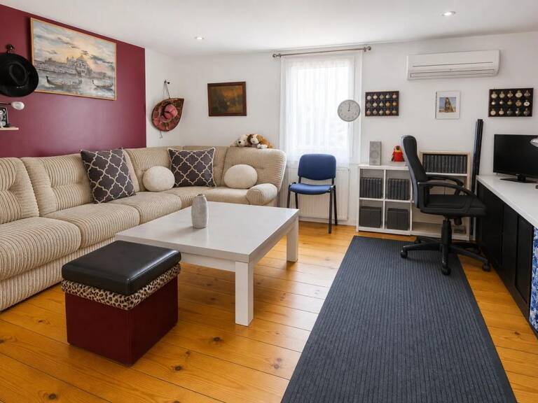 Appartement T3 de 73 m² à Decazeville — photo 1