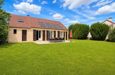 Maison de 6 pièces de 90 m² à Courpalay — photo du bien