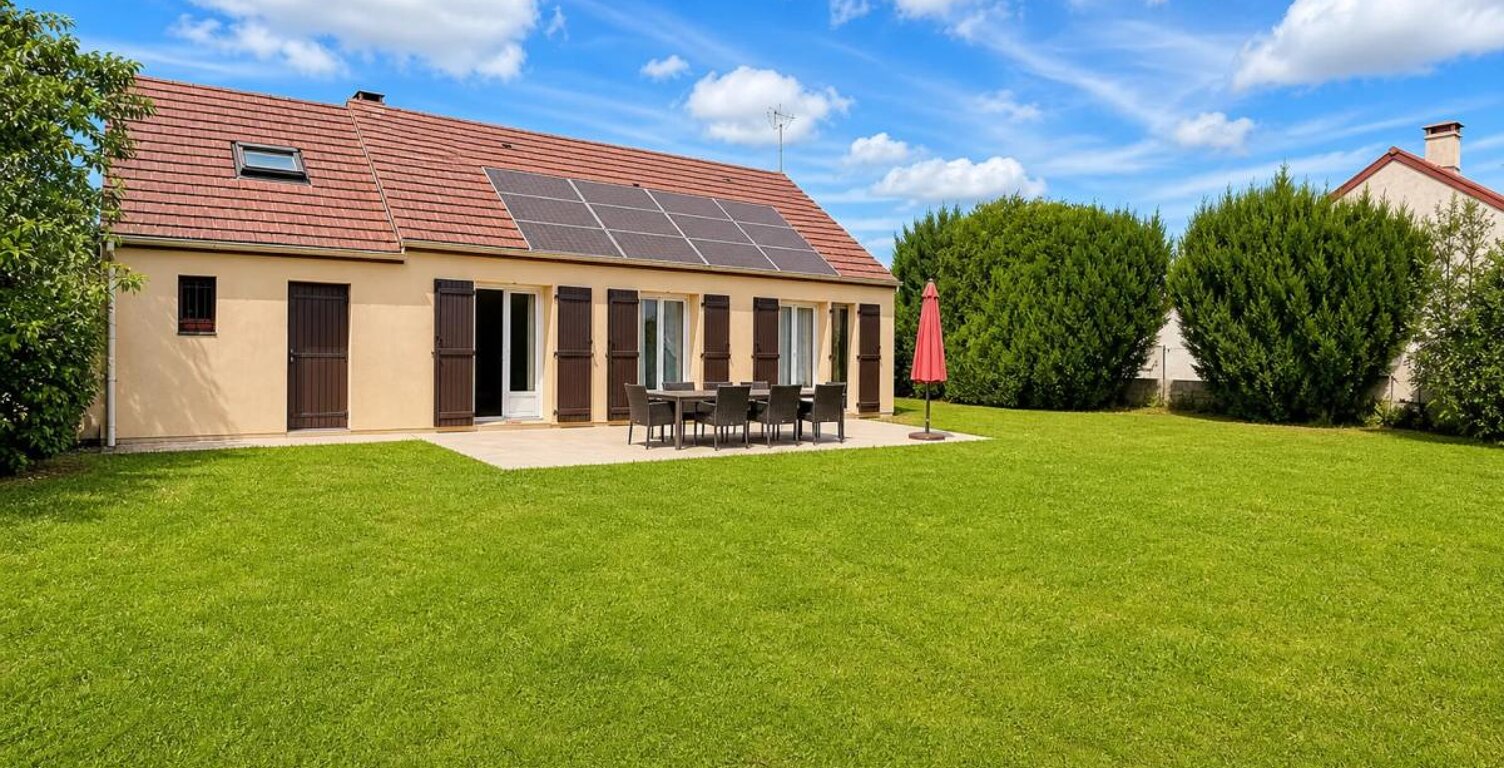 Maison de 6 pièces de 90 m² à Courpalay — photo 1