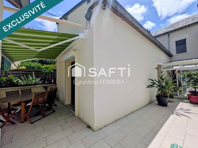 ISSOUDUN, MAISON DE VILLE T4 AVEC JARDIN, DEPENDANCE ET GARAGE 2 VEHICULES. — photo du bien