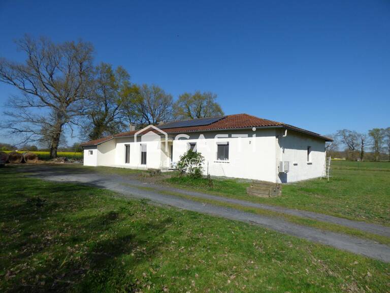 Villa plain pied, 4 chambres, garage, terrain de 7 796 m² (possible 1 ha en plus) — photo 1