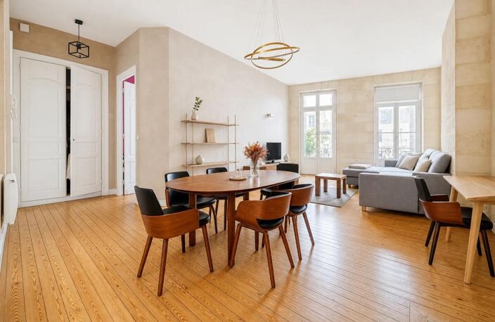 Appartement de 4 pièces de 95 m² à Bordeaux — photo 3