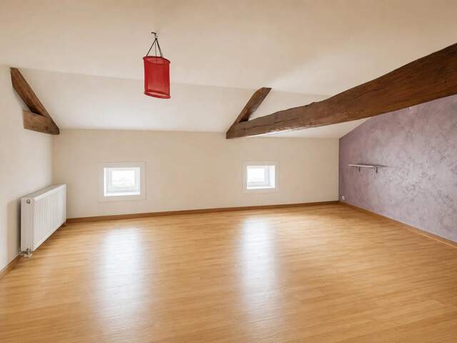 Maison spacieuse à Ronsenac, charme et confort — photo du bien