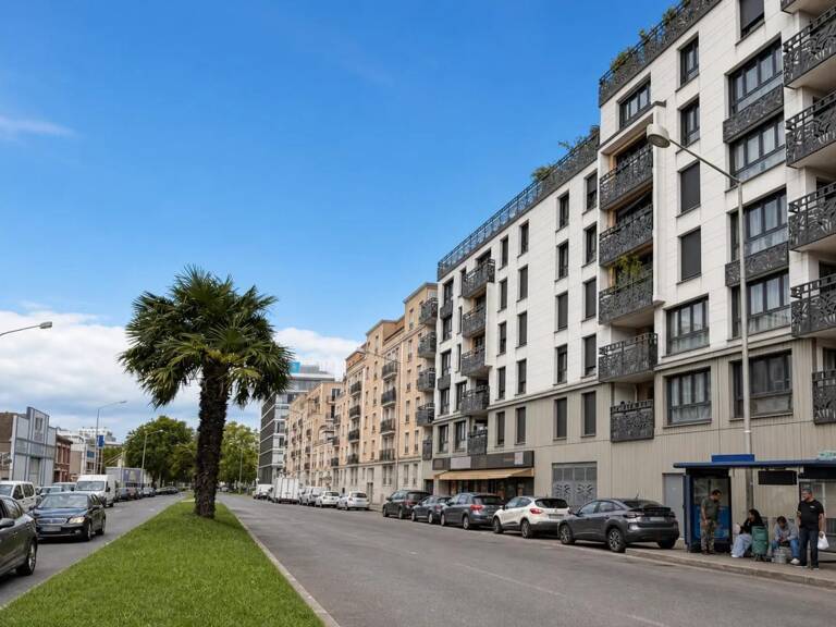 Appartement 2 pièces de 47 m² avec balcon - Saint-Denis — photo 1