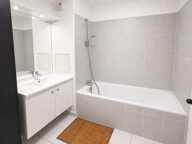 Appartement 2 pièces de 47 m² avec balcon - Saint-Denis — photo 3