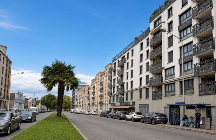 Appartement 2 pièces de 47 m² avec balcon - Saint-Denis — photo 2