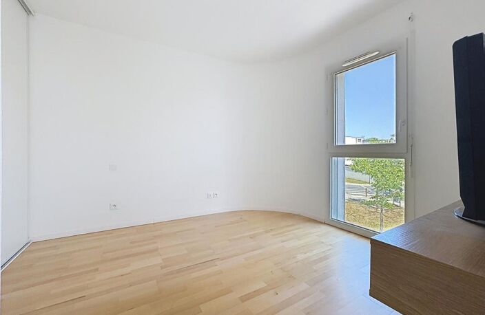 Appartement À Vendre PERIGNY — photo 3