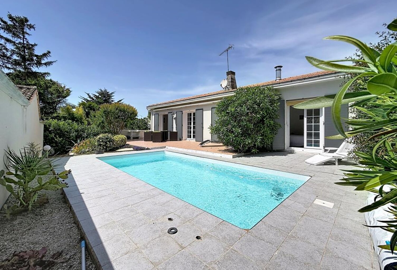 Maison À Vendre — photo 1