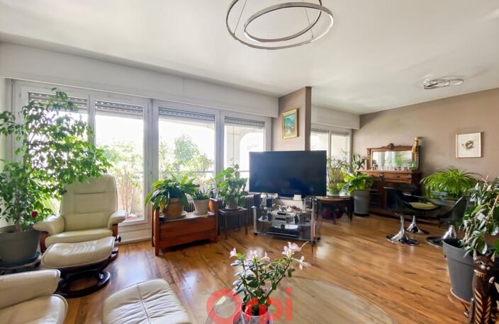 T5 de 106 m² – Dernier étage – Traversant Est/Ouest – Environnement privilégié — photo 2