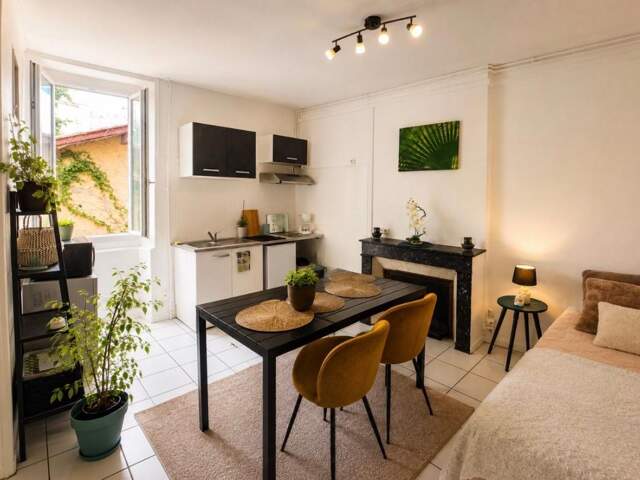 STUDIO 23,50 M² – DAX SAINT-PIERRE – LIBRE – IDÉAL INVESTISSEMENT OU PREMIER ACHAT — photo du bien