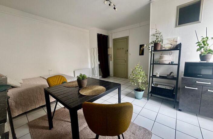 STUDIO 23,50 M² – DAX SAINT-PIERRE – LIBRE – IDÉAL INVESTISSEMENT OU PREMIER ACHAT — photo 2