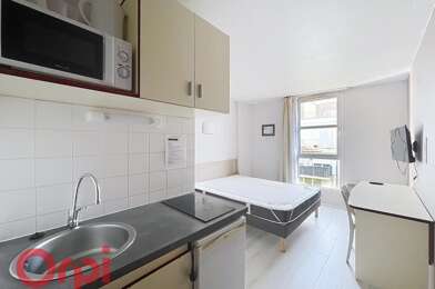 Appartement 1 pièces 470 €
