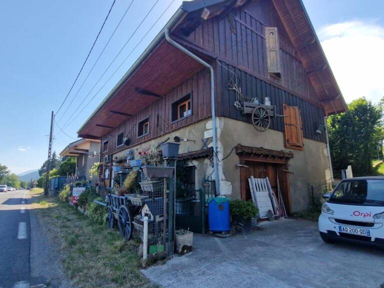 Maison à vendre à Entrelacs — photo 1