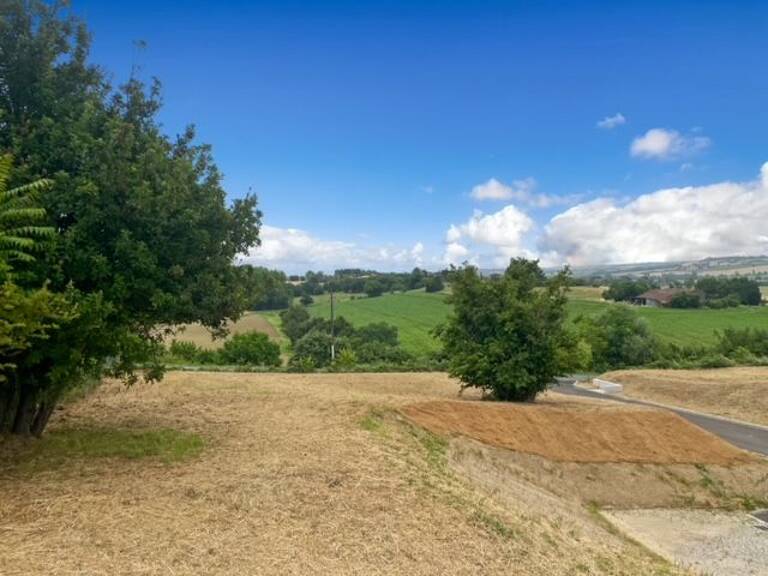 Terrain à bâtir à Montcabrier - Vue dégagée — photo 1