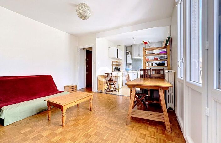 Investissez avec ce T2 loué meublé proche des commodités , gare et bus — photo 4