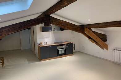 Appartement 3 pièces 555 €