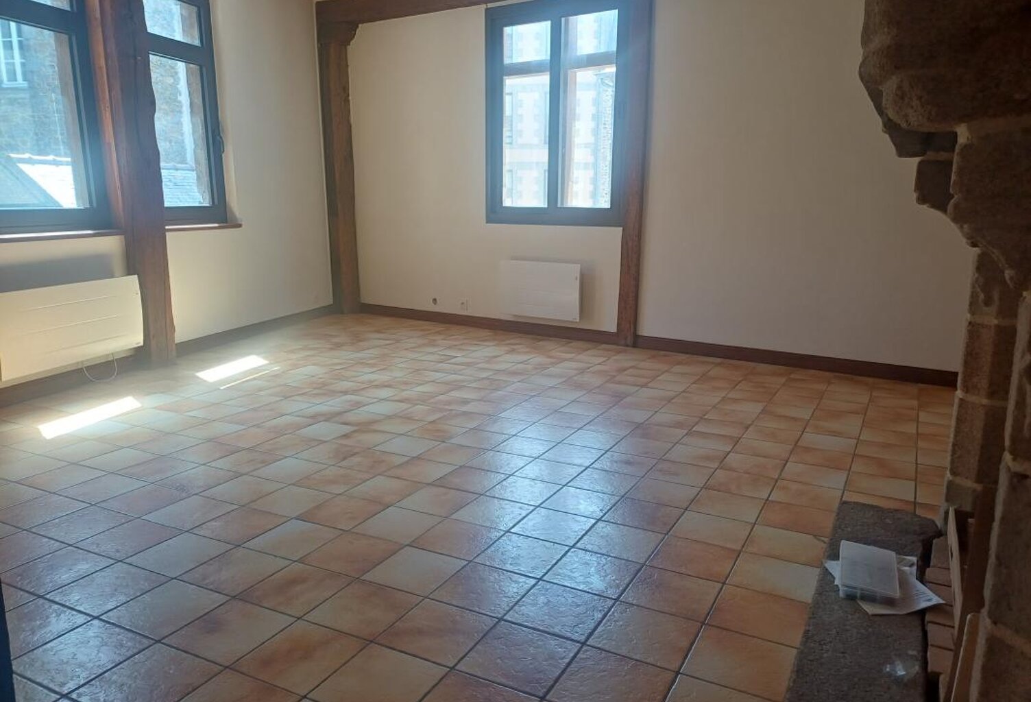 Appartement À Louer — photo 1
