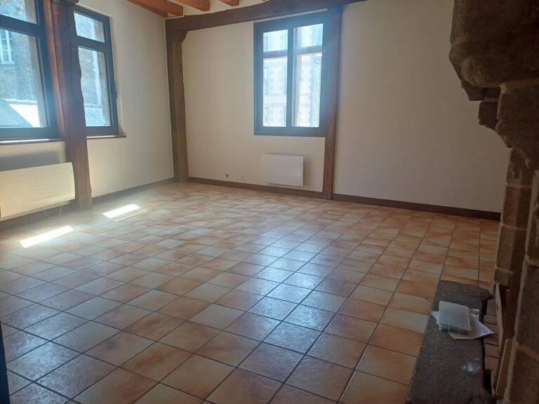 Appartement À Louer — photo 1