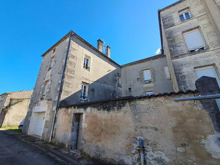 Immeuble Jarnac  339 m2  CRIT 398392 Immeuble de Rapport — photo 1