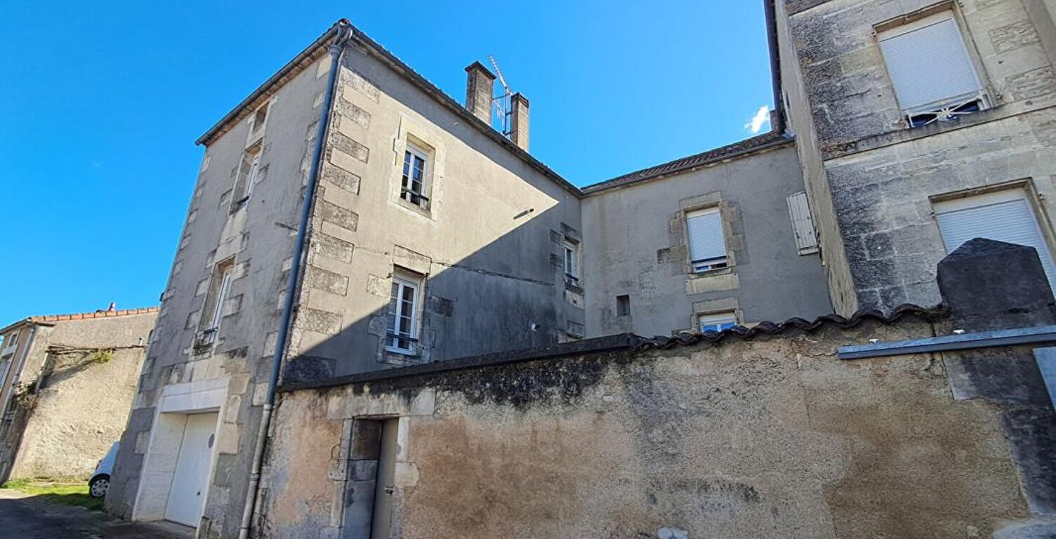 Immeuble Jarnac  339 m2  CRIT 398392 Immeuble de Rapport — photo 1