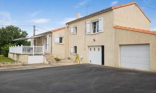 Maison 4 Pièces 115 m² à vendre à Frontenay-Rohan-Rohan (79270)