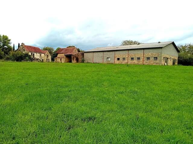Ferme  5 pièces 740m²  2 maisons grange hangar — photo du bien