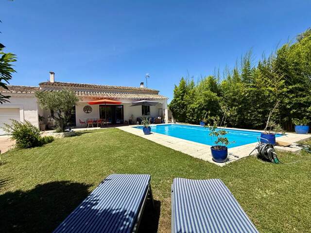 À Vendre maison avec piscine et studio de 25m2 à Mouriès — photo du bien