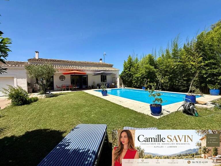 À Vendre maison avec piscine et studio de 25m2 à Mouriès — photo 1