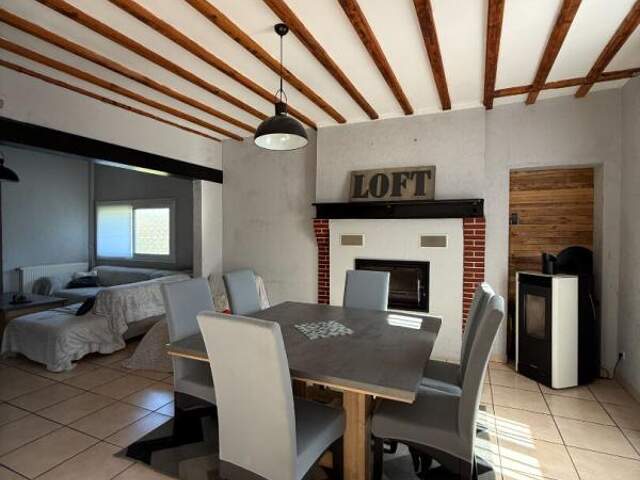 Maison Aire Sur L'adour 7 pièce(s) 200 m2 — photo du bien