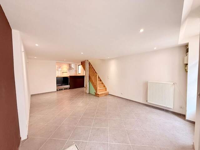 Maison de ville a Joigny 4 pièce(s) 82 m2 — photo du bien