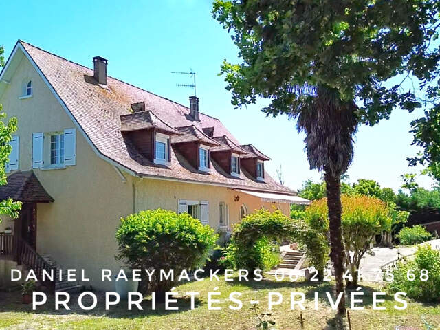 Maison périgourdine 260 m² 6 ch  terrain 8 550 m²  Beaupouyet — photo du bien