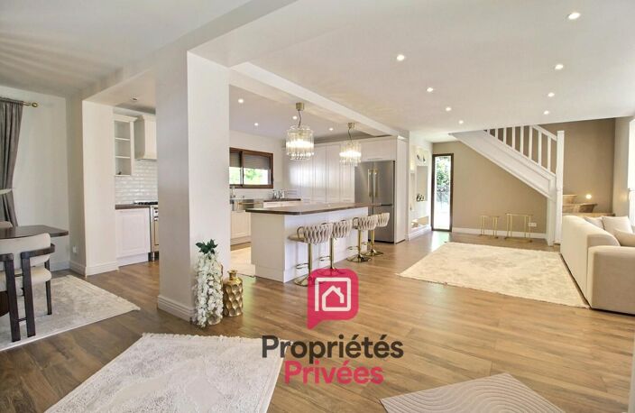 Coup de Coeur pour cette contemporaine de 150 m2 aux espaces lumineux ! — photo 3
