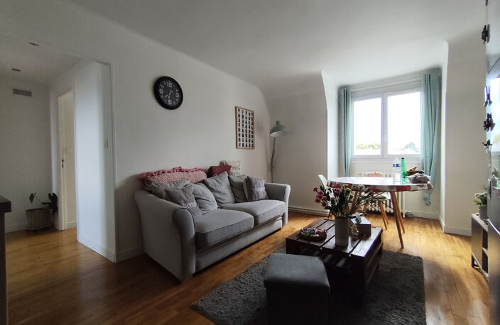TRES BEL APPARTE DE STANDING F4  AVEC VUE MAGNIFIQUE  SUR LA — photo 2