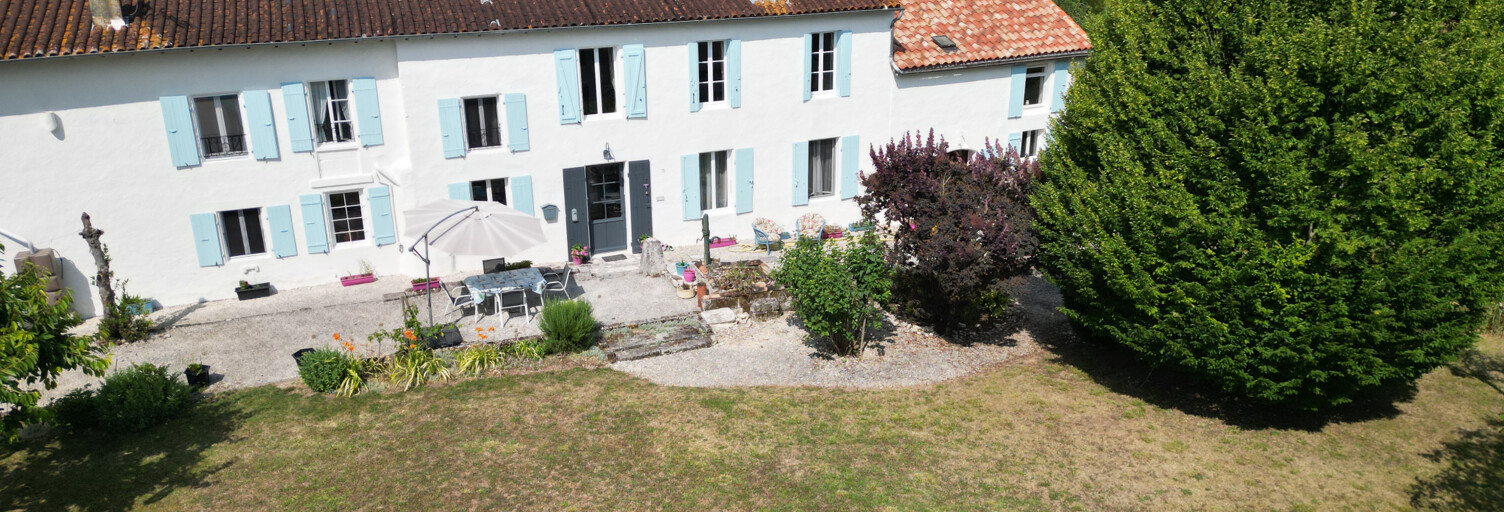 Maison 6 Pièces 191 m² à vendre à Bignay (17400)