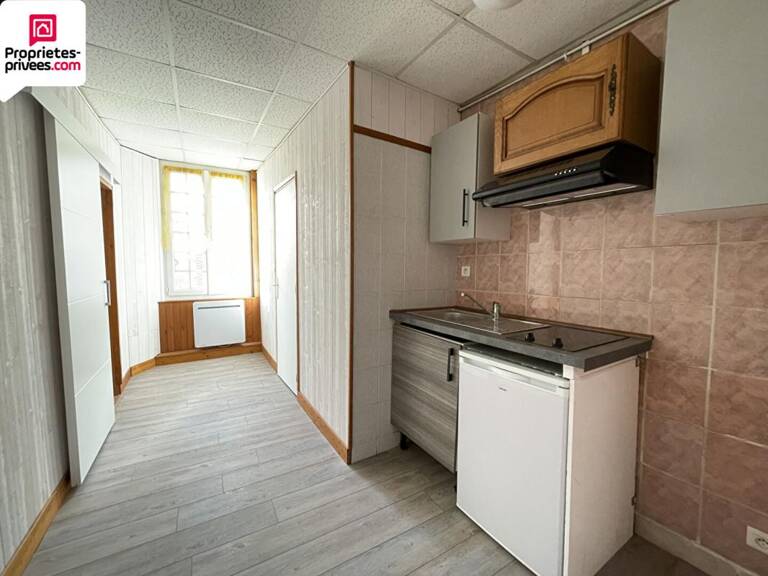 Appartement NONANCOURT centre ville 1 pièce(s) 30.5 m2 1er étage  cuisine séjour séparé 60000 FAI — photo 1