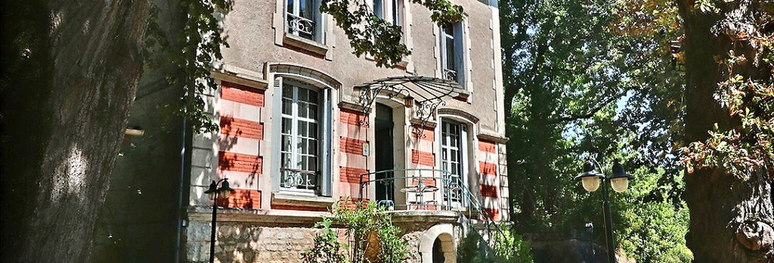 Maison 9 Pièces 250 m² à vendre à Chancelade (24650)