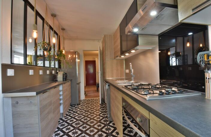 Colocation haut de gamme à Bègles : Home cinéma, verrière atelier et cadre verdoyant ! — photo 4