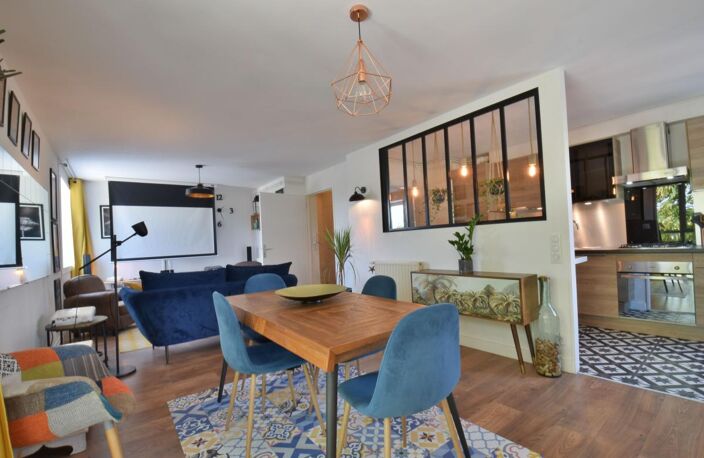 Colocation haut de gamme à Bègles : Home cinéma, verrière atelier et cadre verdoyant ! — photo 5