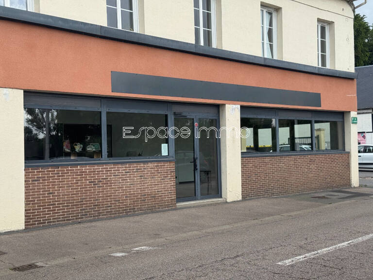 LOCAL COMMERCIAL - HYPER CENTRE DUCLAIR - 105.08 m² — photo 1