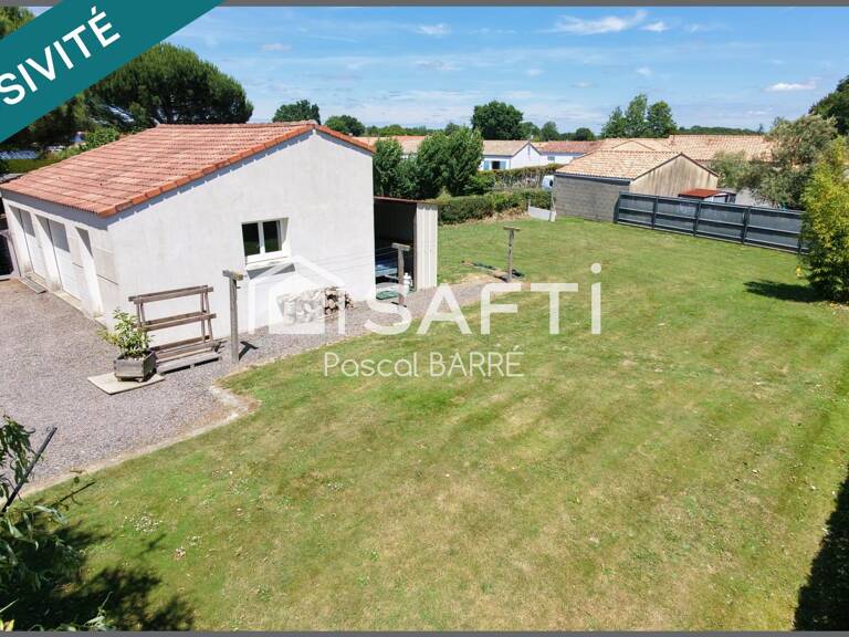 Terrain à bâtir avec garage  St-Julien-des-Landes — photo 1