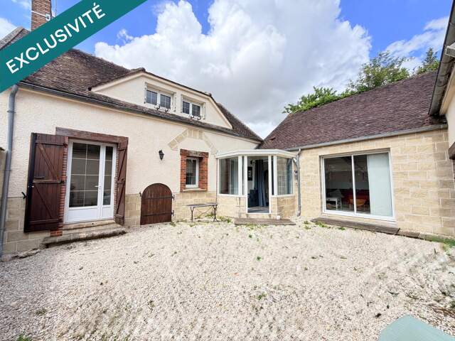 Charmante maison en pierre avec grange attenante et beaux volumes — photo du bien