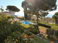 Vue mer, piscine et verdure dans un cadre privilégié — photo 2